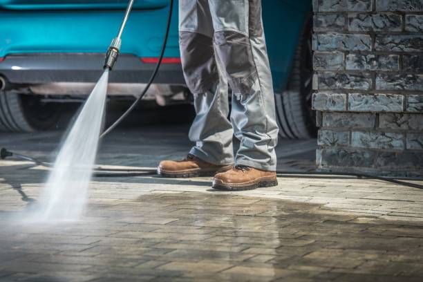 Best Pool Deck Cleaning in Grain Valley, MO